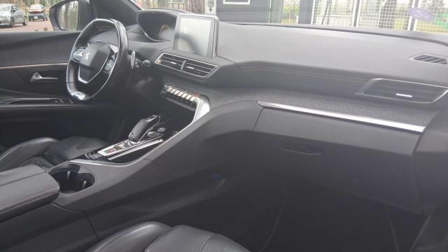 Peugeot 3008 image 4