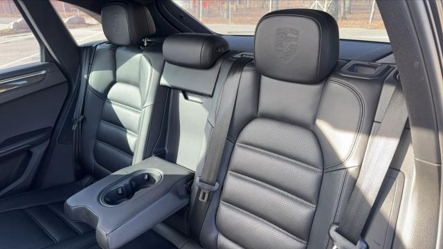 Porsche Macan image 5