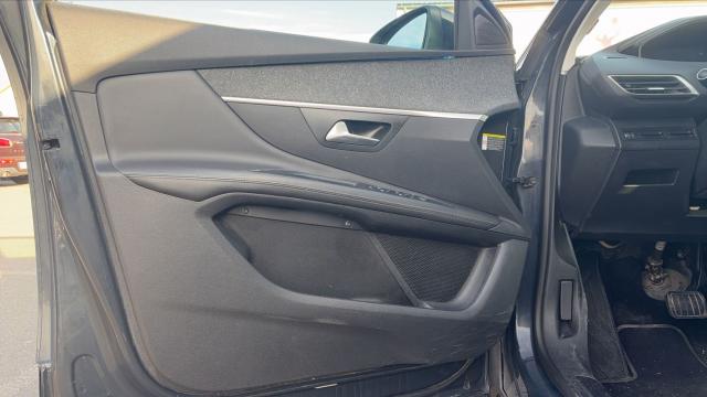 Peugeot 3008 image 1