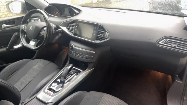 Peugeot 308 image 7
