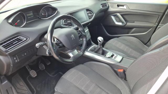 Peugeot 308 Sw image 1