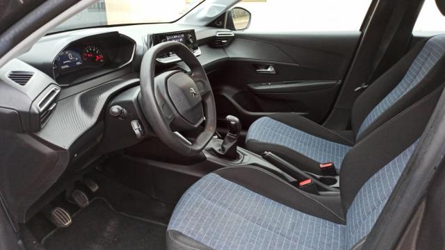 Peugeot 208 image 3