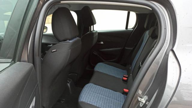 Peugeot 208 image 4