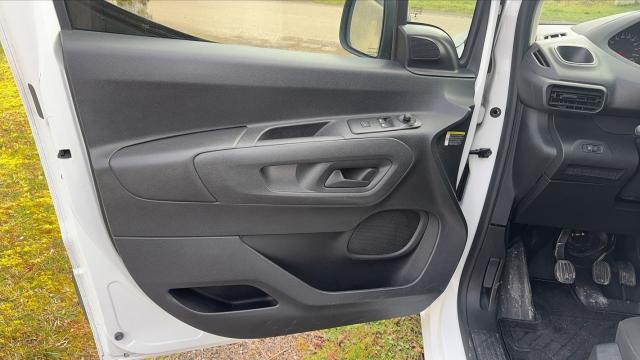 Peugeot Partner image 9