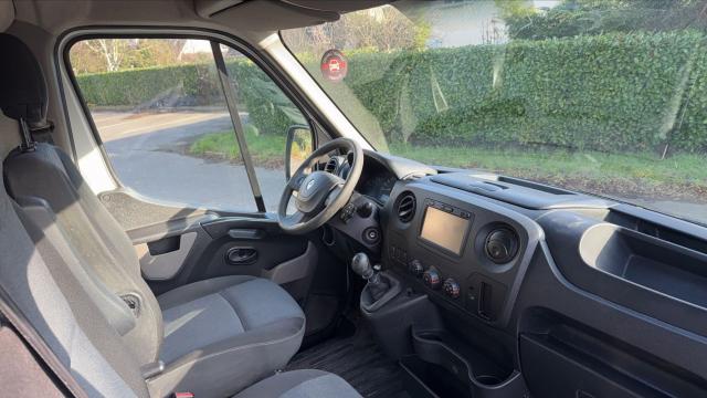 Renault Master image 3