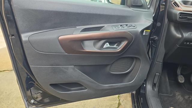 Peugeot Rifter image 6