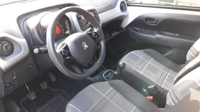 Peugeot 108 image 1