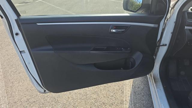 Suzuki Swift image 5