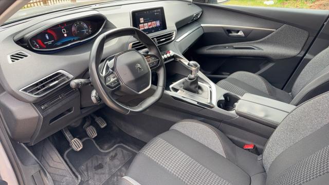 Peugeot 3008 image 9