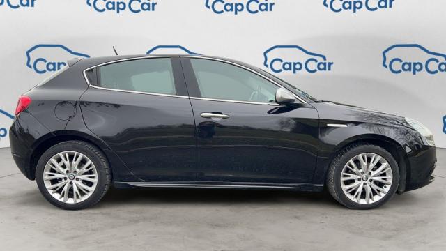 Alfa Romeo Giulietta image 3