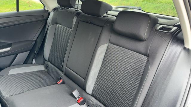 Volkswagen T-Roc image 1