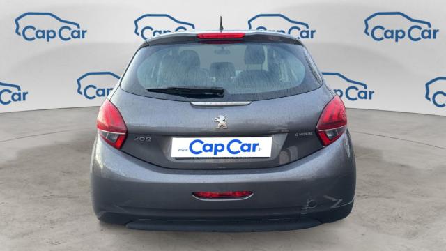 Peugeot 208 image 1