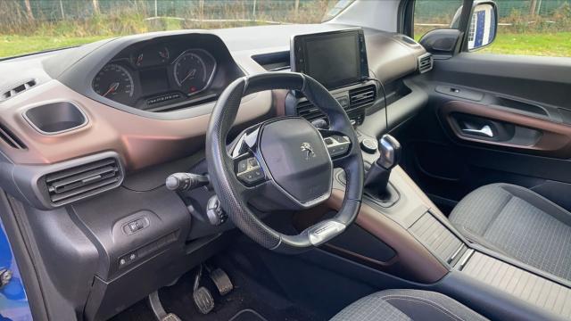 Peugeot Rifter image 6