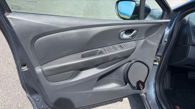 Renault Clio image 8