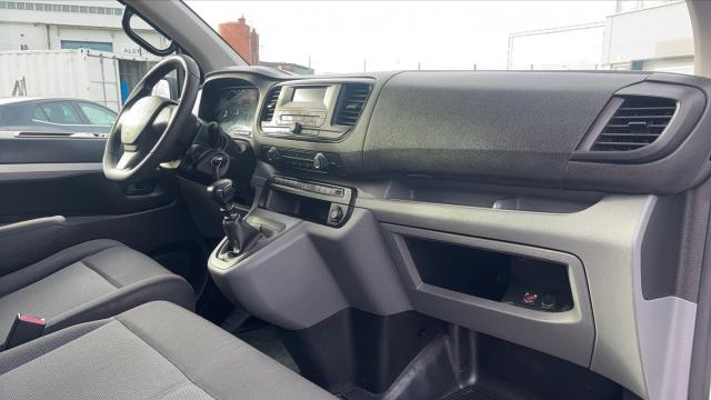 Citroen Jumpy image 2