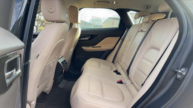 Jaguar F-Pace image 8
