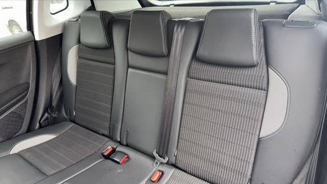 Peugeot 2008 image 6