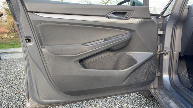 Volkswagen Golf image 2