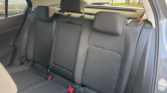 Volkswagen Golf image 1