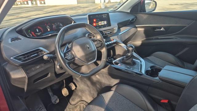 Peugeot 3008 image 1