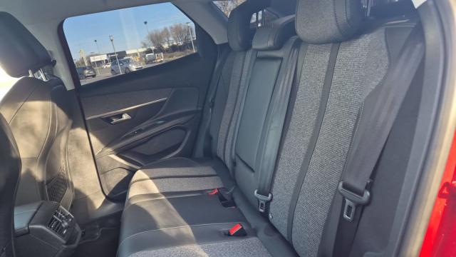 Peugeot 3008 image 4