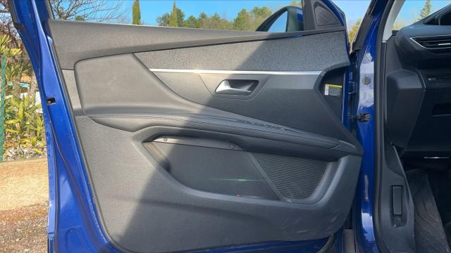 Peugeot 3008 image 1