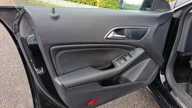 Mercedes Benz Cla Shooting Brake image 7