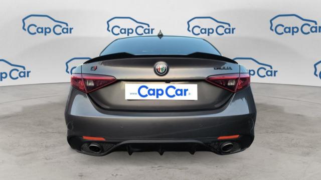 Alfa Romeo Giulia image 4