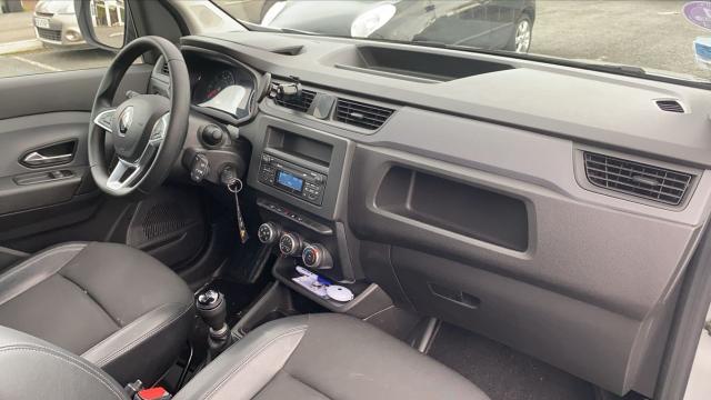 Renault Express image 6