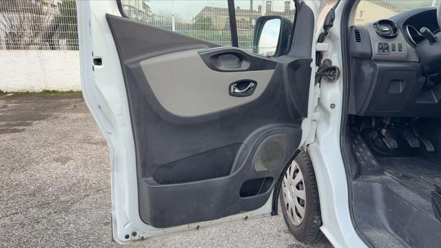 Renault Trafic image 6