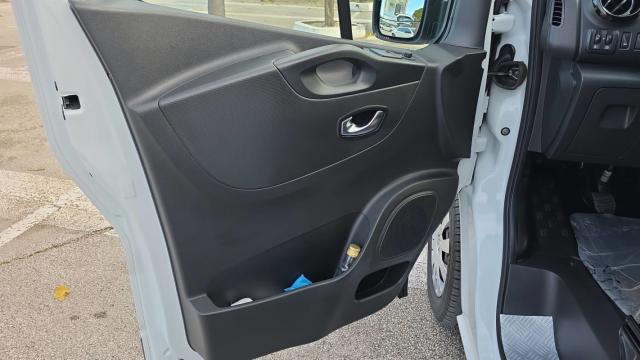 Renault Trafic image 5