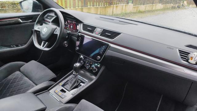 Skoda Superb image 8