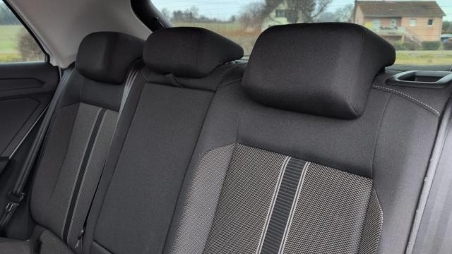 Volkswagen T-Roc image 8