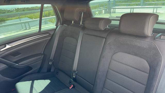 Volkswagen Golf image 2