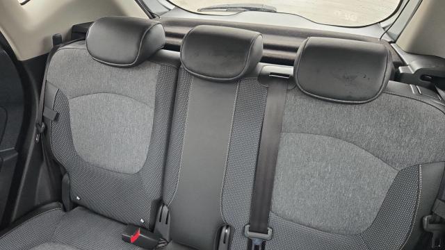 Renault Captur image 6