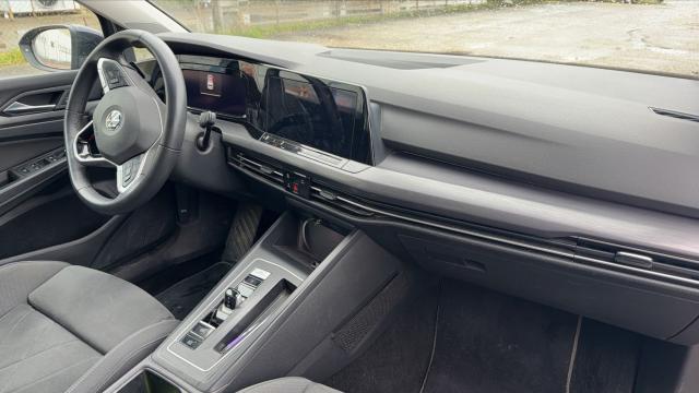 Volkswagen Golf image 3