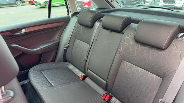 Skoda Rapid image 5