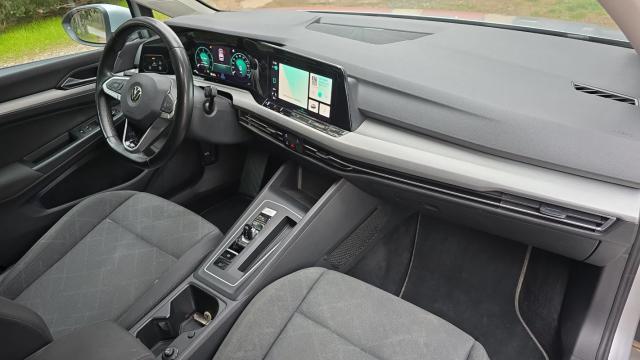 Volkswagen Golf image 9