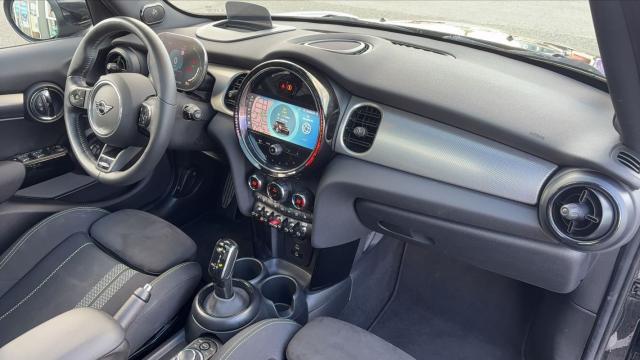 Mini Cooper S image 9