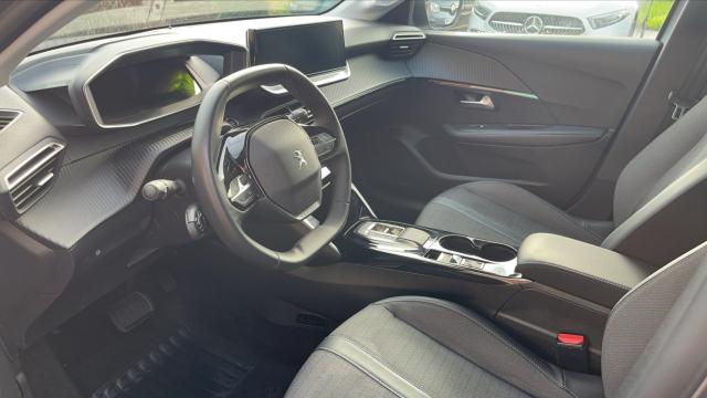 Peugeot E-208 image 3