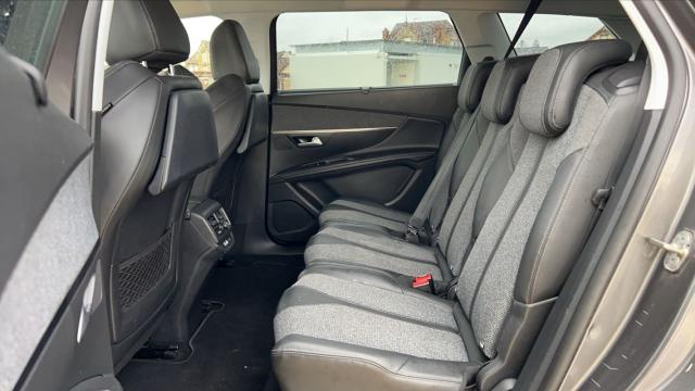 Peugeot 5008 image 5