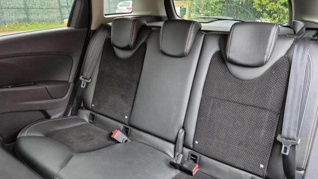 Renault Clio Estate image 5