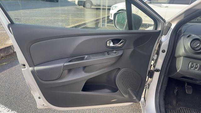 Renault Clio image 2