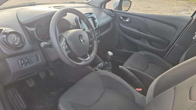 Renault Clio image 9