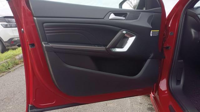 Peugeot 308 image 4