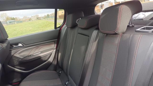 Peugeot 308 image 8