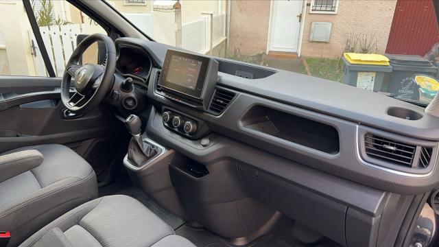 Renault Trafic image 4