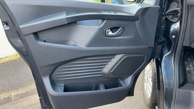 Renault Trafic image 3