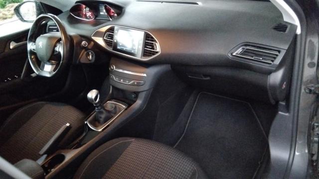Peugeot 308 image 6