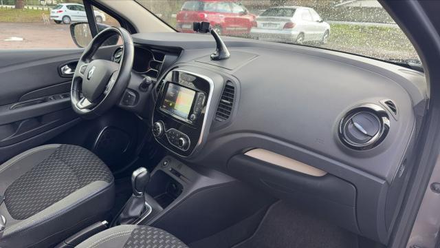 Renault Captur image 1
